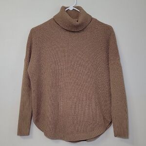 Michael Kors Cable Knit Turtle Neck Scallop Hem Tan Sweater Woman's M‎ NWOT